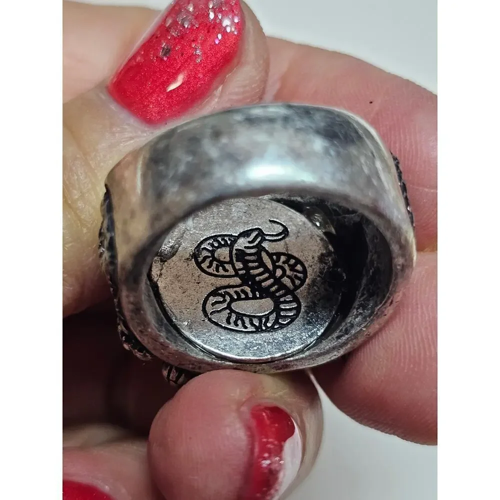 Dragon Eyeball Blue Sz‎ 8.5. Snake image inside. Satin. Costume jewelry. Harley.